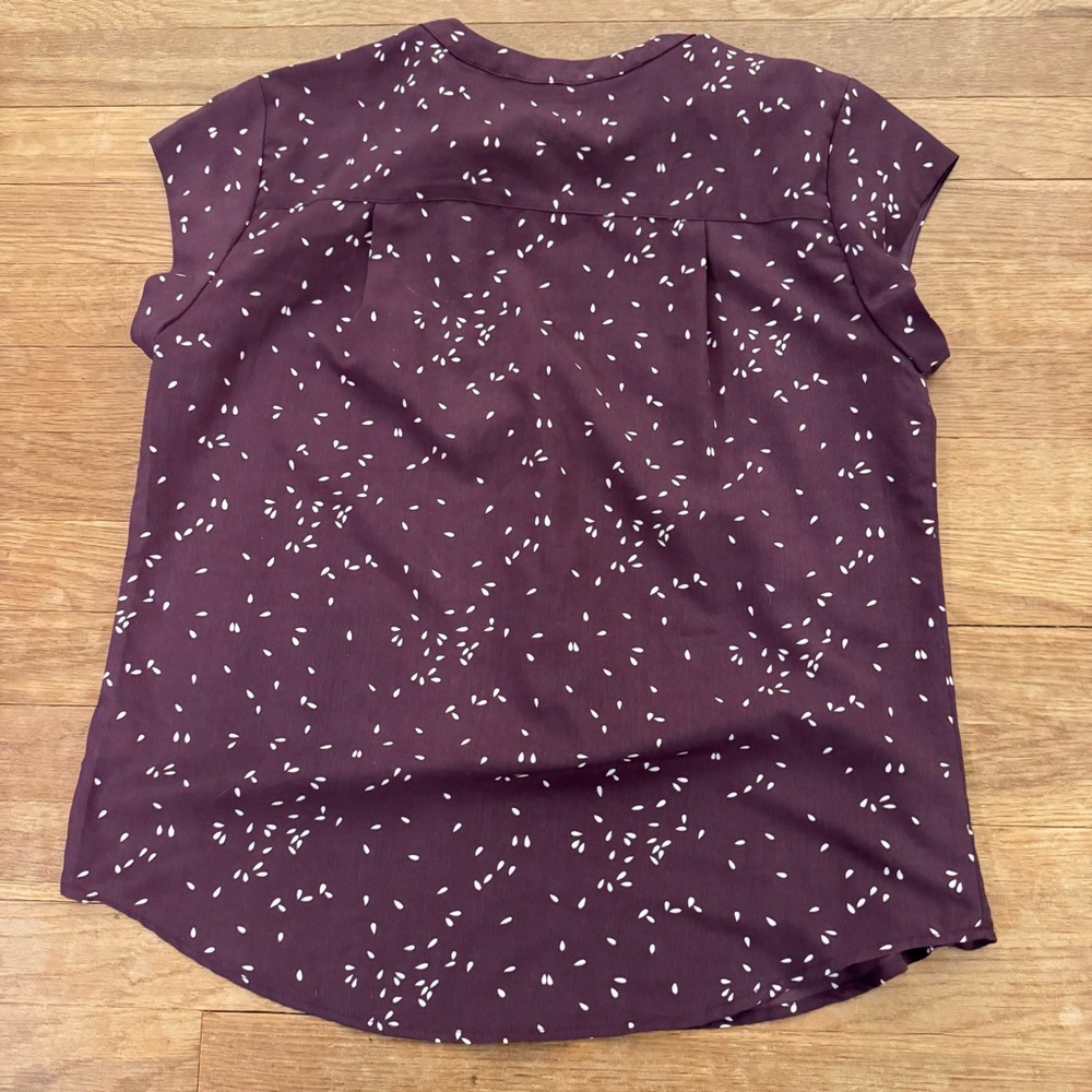 fun2fun purple white short sleeve V-neck blouse shirt top size small S
b40 - Picture 4 of 4